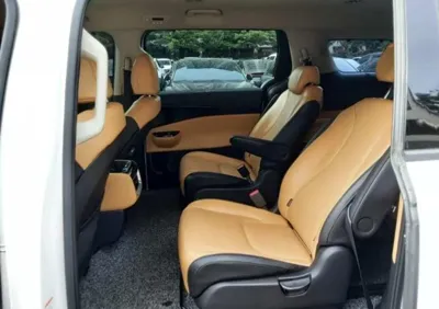 Kia Canival 2023, 86723 км, за 4137.4 USD - фото 10