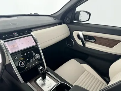 Land Rover Discovery Sport 2022, 85000 км, за 18076.98 USD