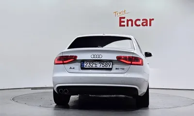 Audi A4 2015, 83255 км, за 4485.47 USD