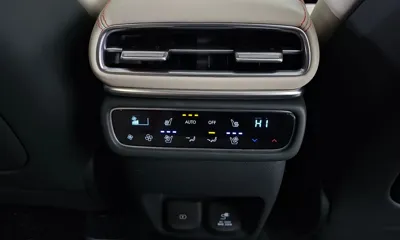 Genesis GV80 2024, 38999 км, за 51135.62 USD - фото 18