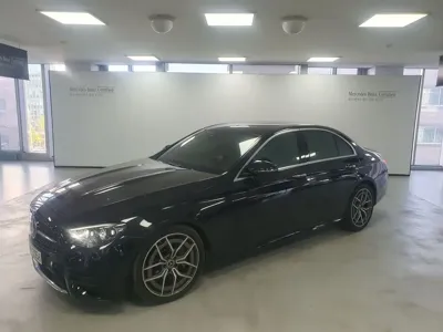 Mercedes-Benz E-Class · 2021 год