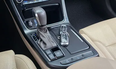 Hyundai Grandeur 2019, 72765 км, за 9962.88 USD - фото 9