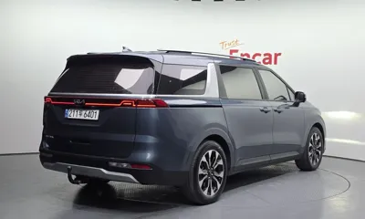 Kia Canival 2023, 66969 км, за 16225.15 USD