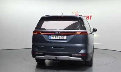Kia Canival 2023, 66969 км, за 16225.15 USD