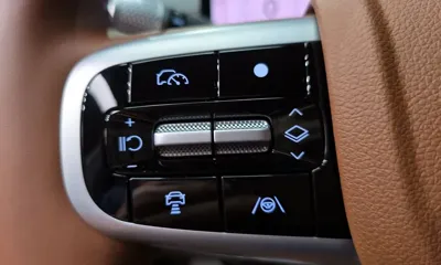 Genesis GV70 2025, 3177 км, за 33023.46 USD - фото 31