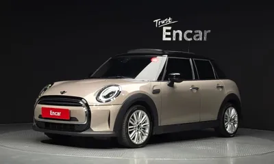 MINI Cooper · 2022 год