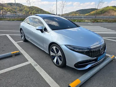 Mercedes-Benz EQS 2022, 62000 км, за 42254.42 USD