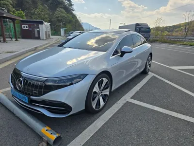 Mercedes-Benz EQS 2022, 62000 км, за 42254.42 USD