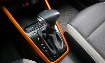 Kia Stonic 2019, 18242 км, за 9580.44 USD - фото 9