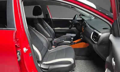Kia Stonic 2019, 18242 км, за 9580.44 USD - фото 11