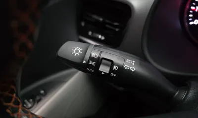 Kia Stonic 2019, 18242 км, за 9580.44 USD - фото 19
