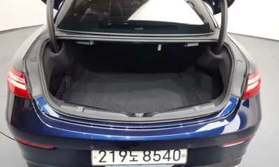 Mercedes-Benz E-Class 2018, 70645 км, за 17001.44 USD - фото 20
