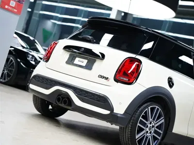 MINI MINI 2022, 24700 км, за 27662.79 USD