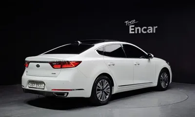 Kia K7 2018, 179499 км, за 9250.08 USD