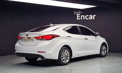 Hyundai Avante 2016, 104512 км, за 2725.74 USD