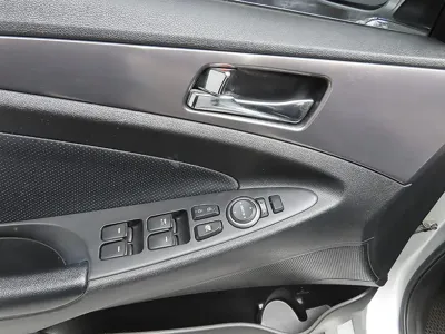 Hyundai Sonata 2012, 98289 км, за 2822.63 USD - фото 13