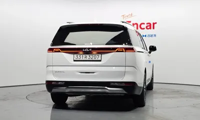 Kia Canival 2023, 76237 км, за 17125.73 USD