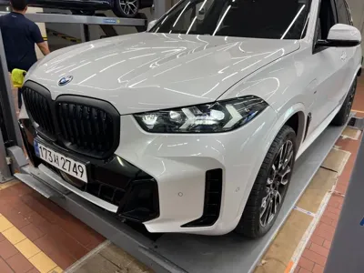 BMW X5 · 2025 год