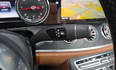 Mercedes-Benz E-Class 2019, 124207 км, за 16738.87 USD - фото 9