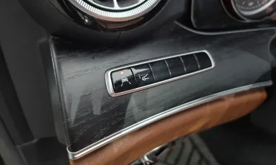 Mercedes-Benz E-Class 2019, 124207 км, за 16738.87 USD - фото 29