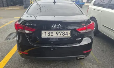 Hyundai Avante 2016, 131000 км, за 3807.27 USD