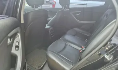 Hyundai Avante 2016, 131000 км, за 3807.27 USD