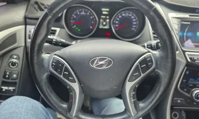Hyundai Avante 2016, 131000 км, за 3807.27 USD