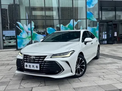 Toyota Avalon · 2023 год