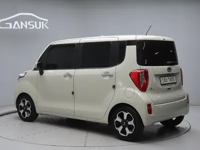 Kia Ray 2013, 156993 км, за 2953.92 USD