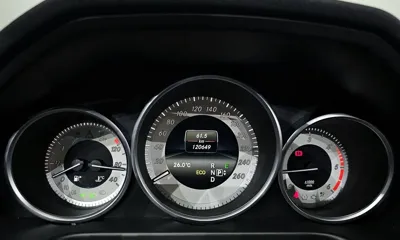 Mercedes-Benz E-Class 2014, 120649 км, за 6502.89 USD - фото 8