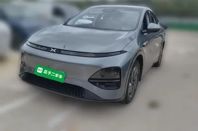 Xpeng G6 · 2023 год