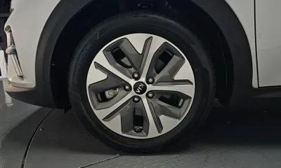 Kia Niro 2021, 94379 км, за 13586.42 USD
