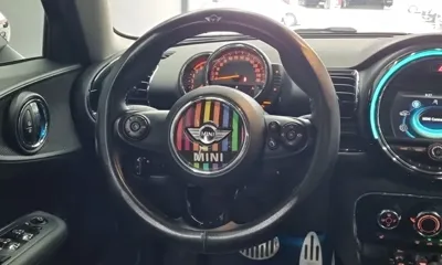MINI Clubman 2017, 113000 км, за 5222.11 USD - фото 12