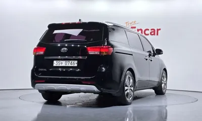 Kia Canival 2016, 177713 км, за 6475.06 USD