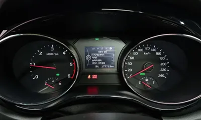 Kia Canival 2016, 177713 км, за 6475.06 USD - фото 8