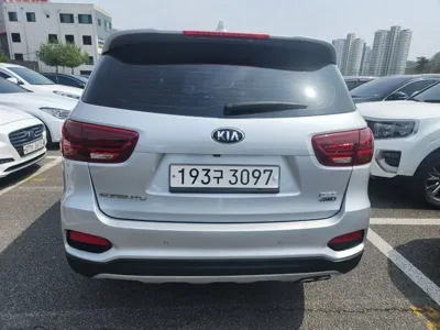 Kia Sorento 2020, 129505 км, за 10408.54 USD