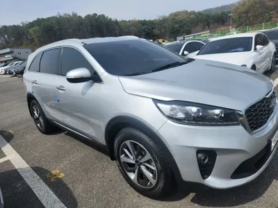 Kia Sorento 2020, 129505 км, за 10408.54 USD
