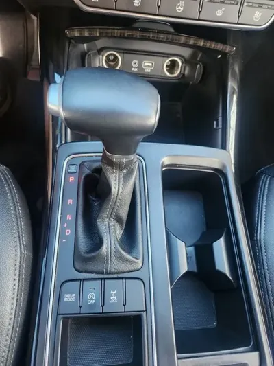 Kia Sorento 2020, 129505 км, за 10408.54 USD
