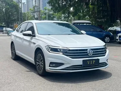 Volkswagen Sagitar 2020, 60000 км, за 6884.41 USD