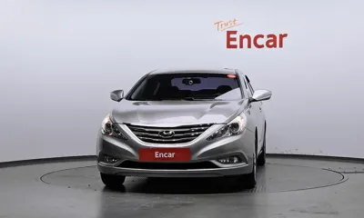 Hyundai Sonata 2012, 162912 км, за 2539.56 USD