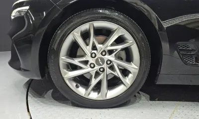Genesis G70 2022, 38761 км, за 17198.37 USD
