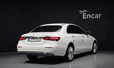 Mercedes-Benz E-Class 2023, 108492 км, за 24675.07 USD