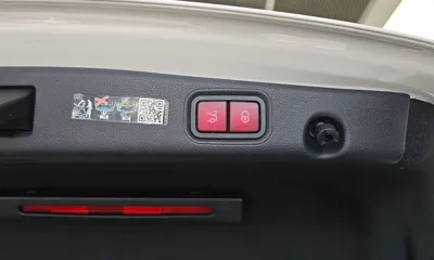 Mercedes-Benz E-Class 2023, 108492 км, за 24675.07 USD - фото 32