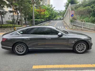 Genesis G80 2022, 105526 км, за 15747.67 USD