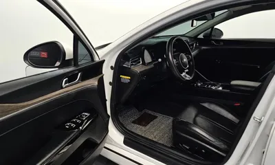 Kia K5 2020, 128420 км, за 11159.25 USD - фото 10