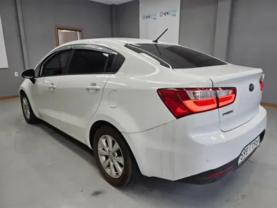Kia Pride 2014, 105656 км, за 3085.2 USD