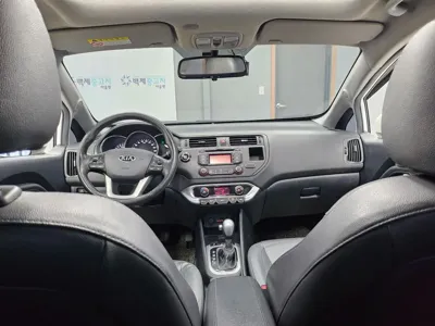 Kia Pride 2014, 105656 км, за 3061.89 USD - фото 7