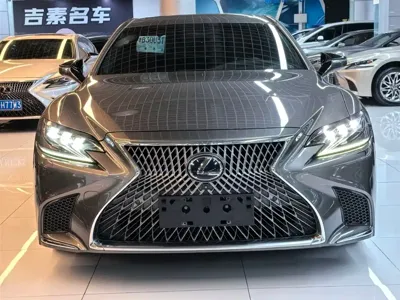 Lexus LS 2019, 95000 км, за 58562.73 USD