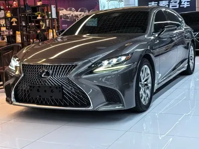 Lexus LS 2019, 95000 км, за 58562.73 USD