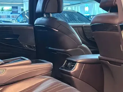 Lexus LS 2019, 95000 км, за 58562.73 USD - фото 9